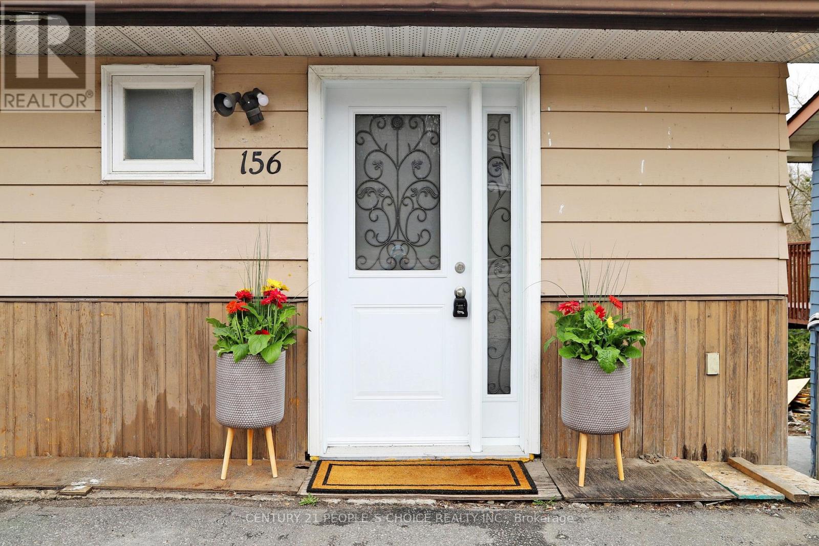 156 Main Street W, Huntsville, Ontario  P1H 1X8 - Photo 4 - X12443830