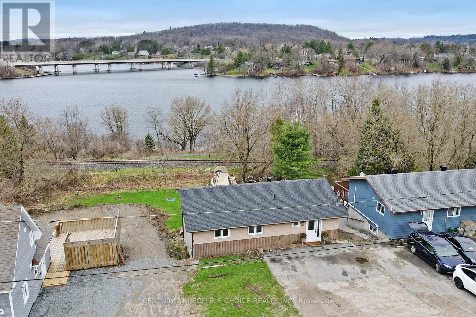 156 Main Street W, Huntsville, Ontario  P1H 1X8 - Photo 47 - X12443830