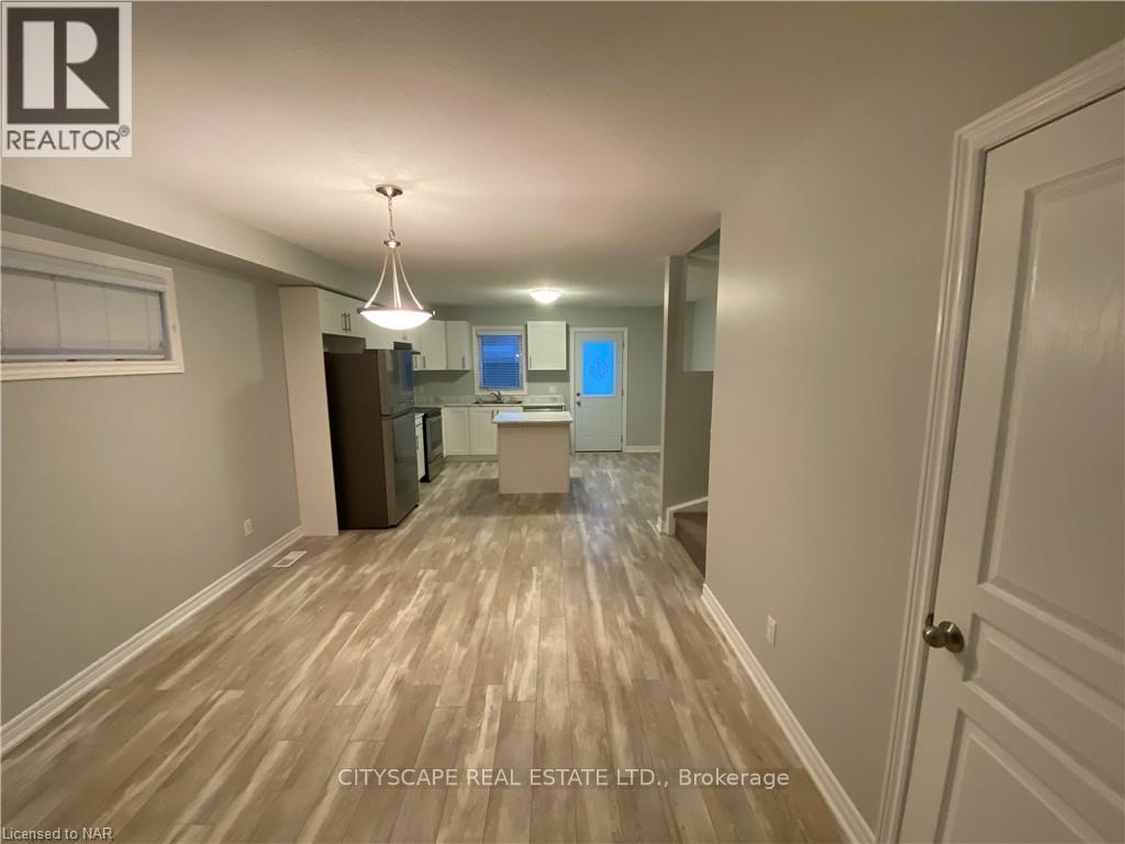 83 - 7768 Ascot Circle, Niagara Falls, Ontario  L2H 3P9 - Photo 2 - X12443851