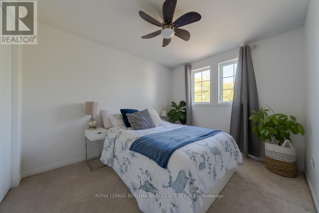 118 Silurian Drive, Guelph (Grange Road), Ontario  N1E 7G1 - Photo 12 - X12443867