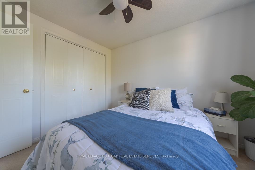 118 Silurian Drive, Guelph (Grange Road), Ontario  N1E 7G1 - Photo 13 - X12443867