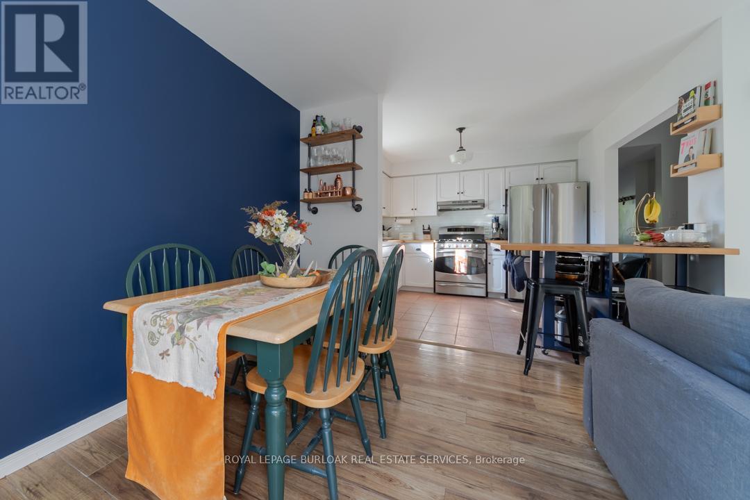 118 Silurian Drive, Guelph (Grange Road), Ontario  N1E 7G1 - Photo 34 - X12443867