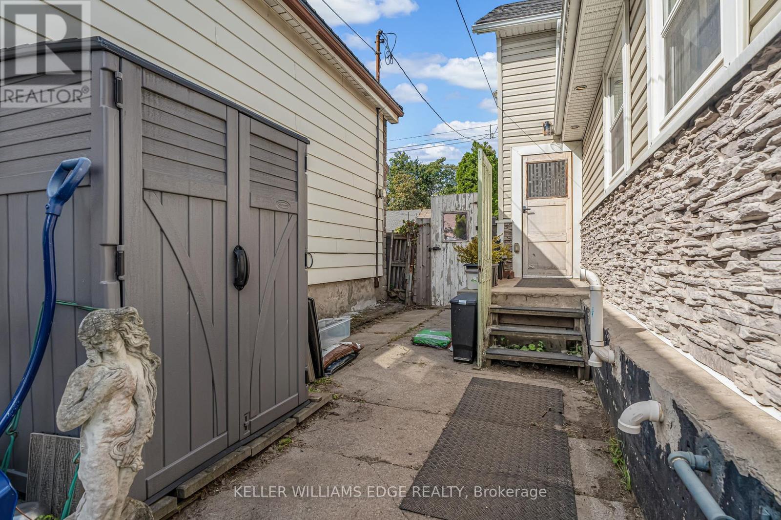 108 Emerald Street N, Hamilton, Ontario  L8L 5K4 - Photo 32 - X12443906