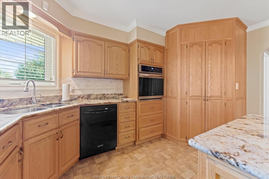 8270 Malden Colchester South Townline, Amherstburg, Ontario  N9V 2Y7 - Photo 13 - 25025272