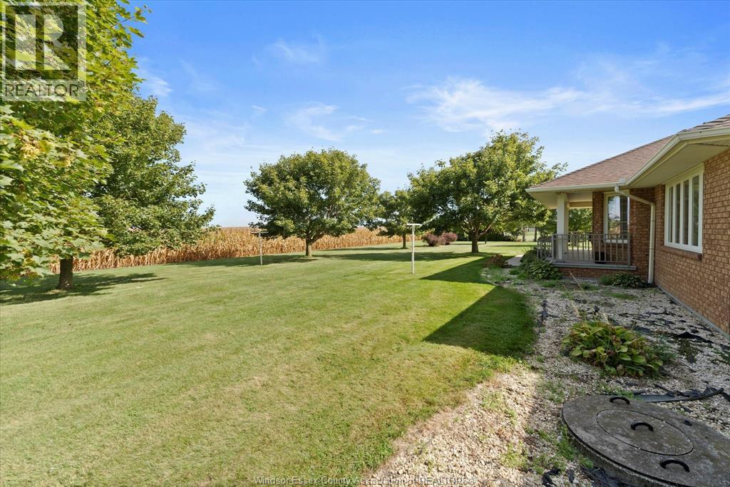 8270 Malden Colchester South Townline, Amherstburg, Ontario  N9V 2Y7 - Photo 37 - 25025272