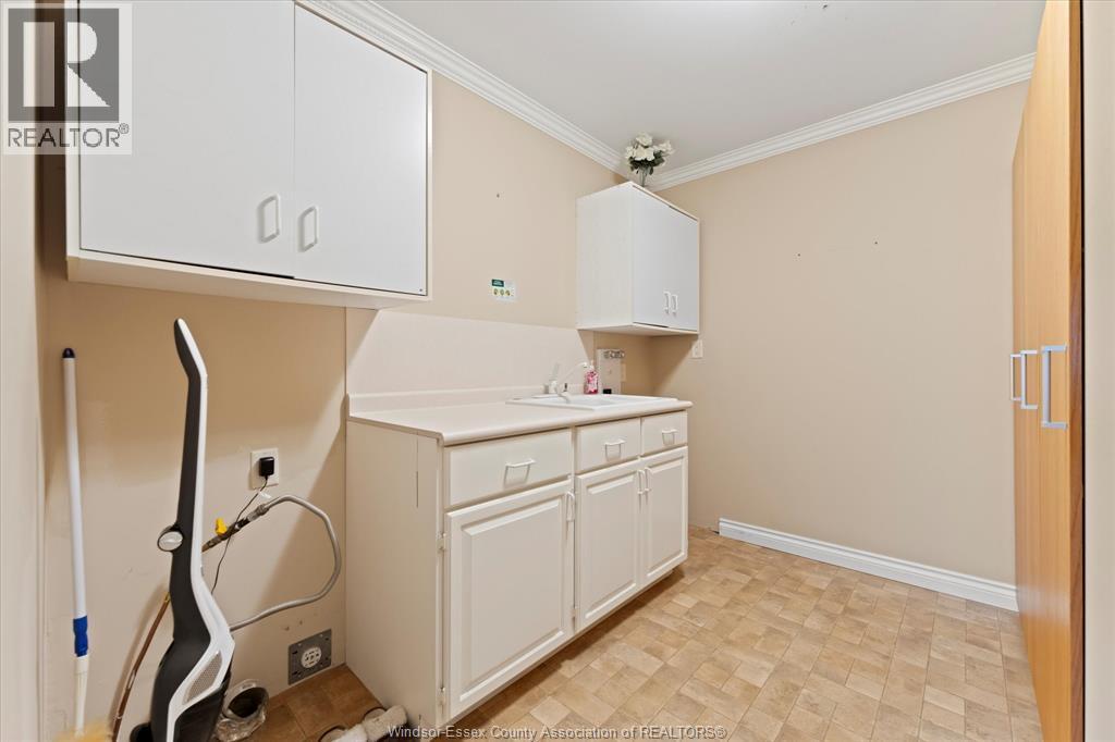 8270 Malden Colchester South Townline, Amherstburg, Ontario  N9V 2Y7 - Photo 28 - 25025272