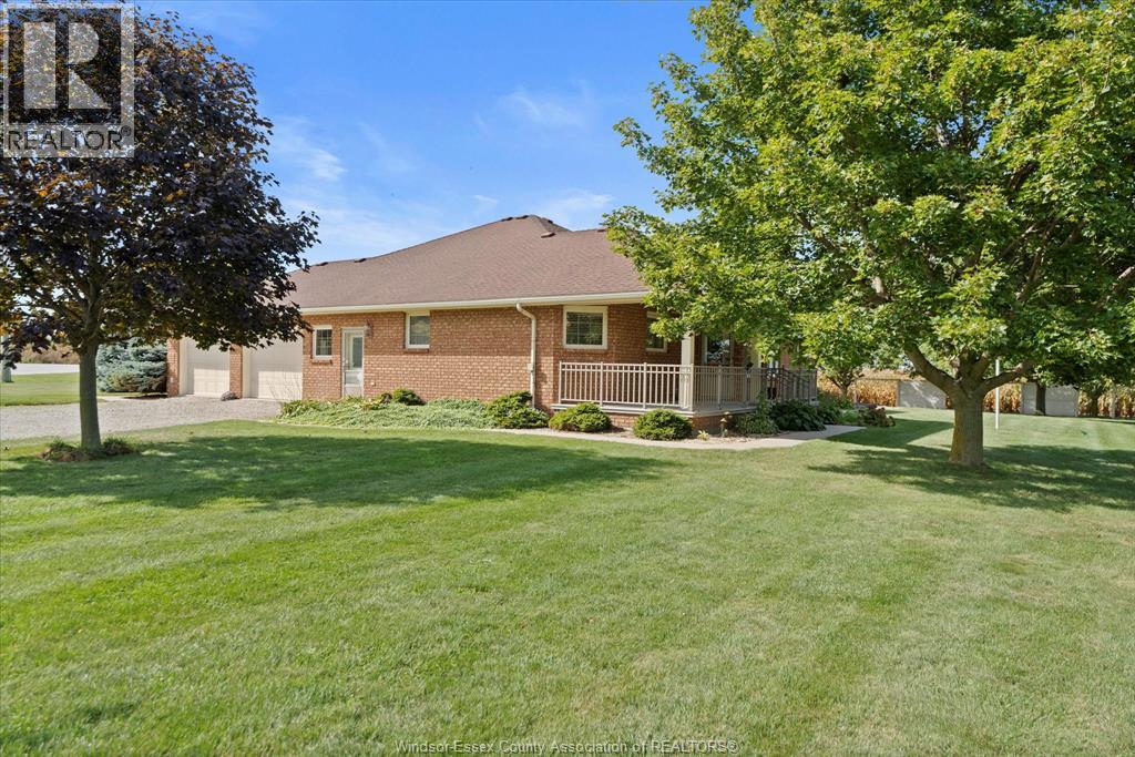 8270 Malden Colchester South Townline, Amherstburg, Ontario  N9V 2Y7 - Photo 35 - 25025272