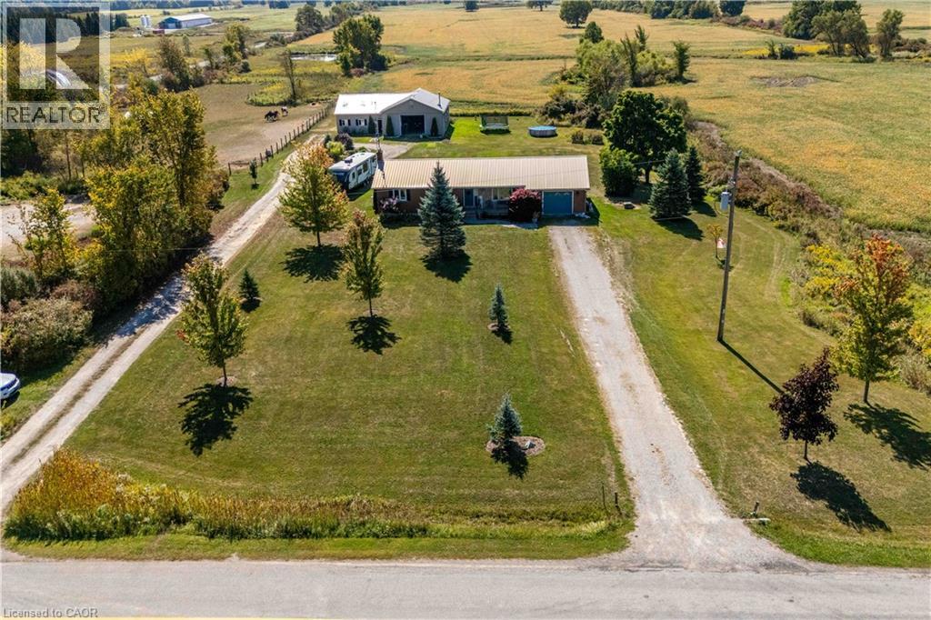 558 Indiana Road E, Canfield, Ontario  N0A 1C0 - Photo 2 - 40770112