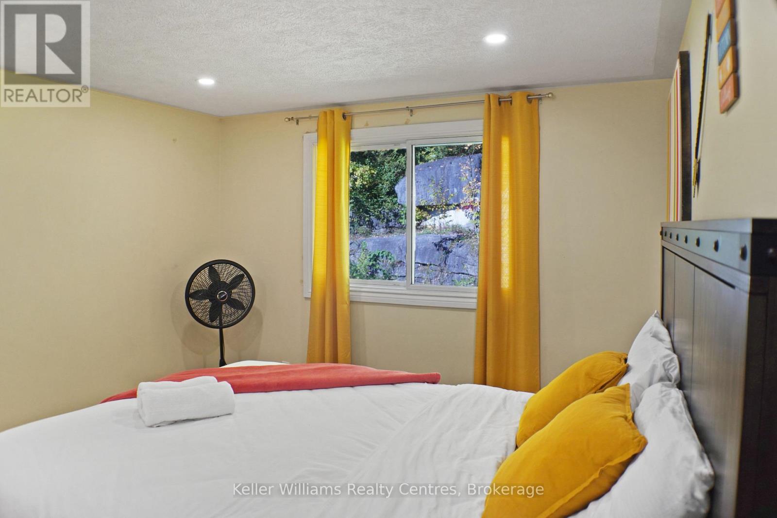462625 Concession 24 Road, Georgian Bluffs, Ontario  N0H 2T0 - Photo 24 - X12444037