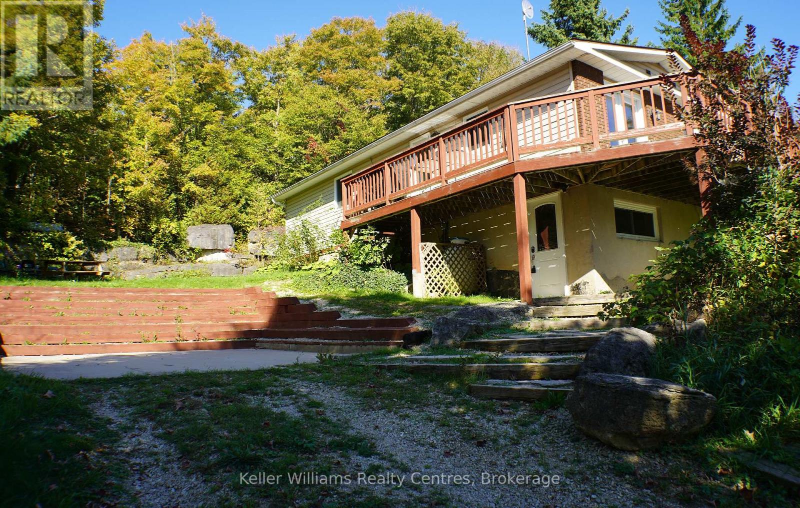 462625 Concession 24 Road, Georgian Bluffs, Ontario  N0H 2T0 - Photo 4 - X12444037