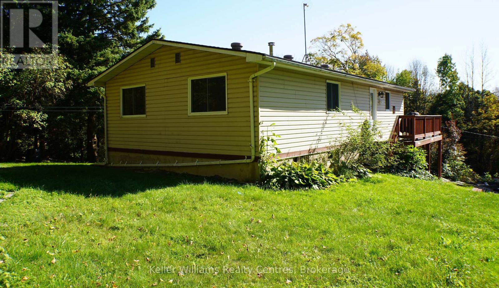 462625 Concession 24 Road, Georgian Bluffs, Ontario  N0H 2T0 - Photo 9 - X12444037
