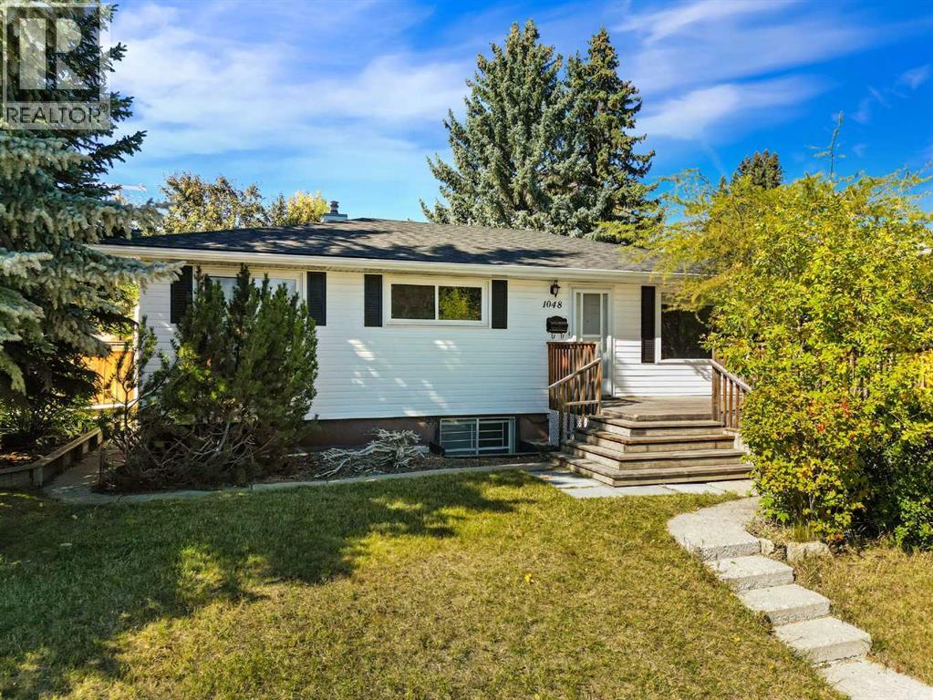 1048 39 Avenue Nw, Calgary, Alberta  T2K 0E1 - Photo 1 - A2259464