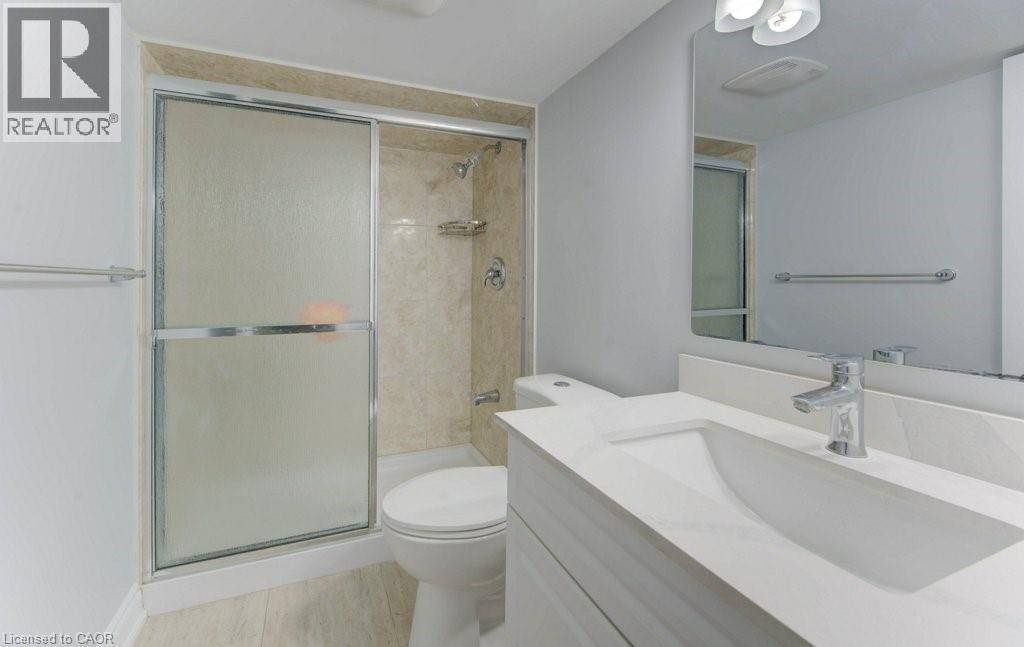 231 Grovehill Crescent, Kitchener, Ontario  N2R 0K8 - Photo 32 - 40775367