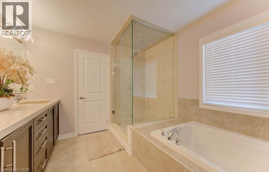 231 Grovehill Crescent, Kitchener, Ontario  N2R 0K8 - Photo 21 - 40775367
