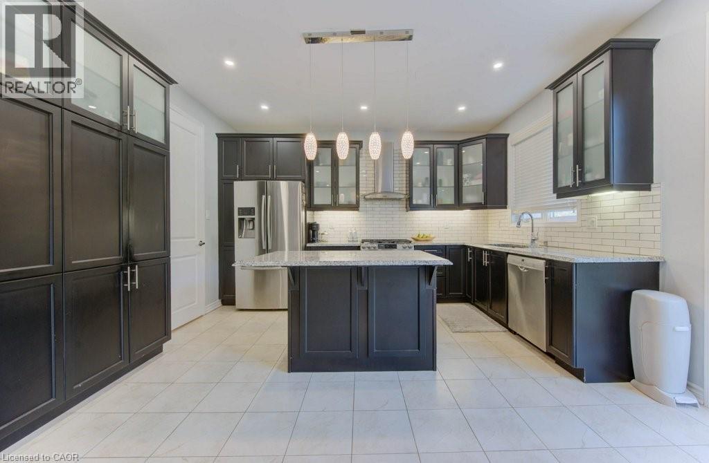 231 Grovehill Crescent, Kitchener, Ontario  N2R 0K8 - Photo 9 - 40775367