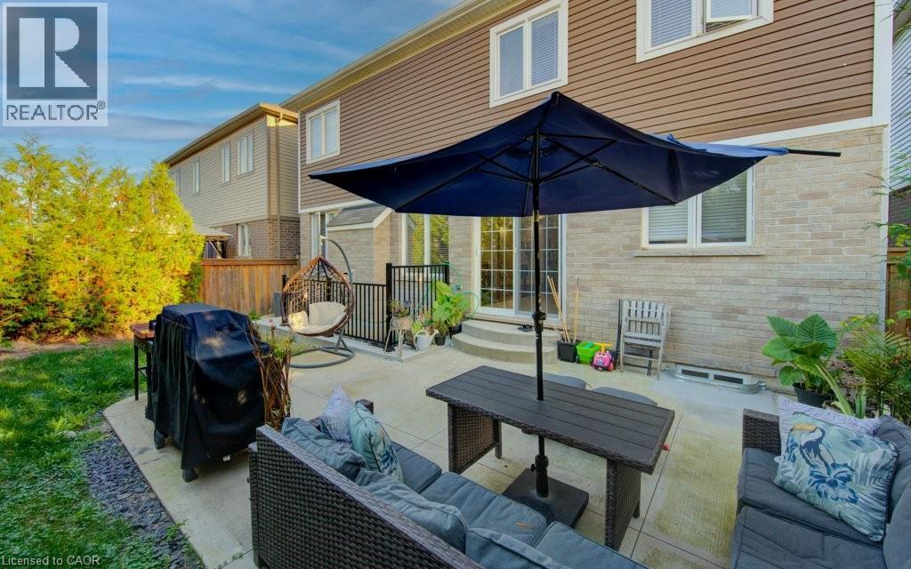 231 Grovehill Crescent, Kitchener, Ontario  N2R 0K8 - Photo 41 - 40775367