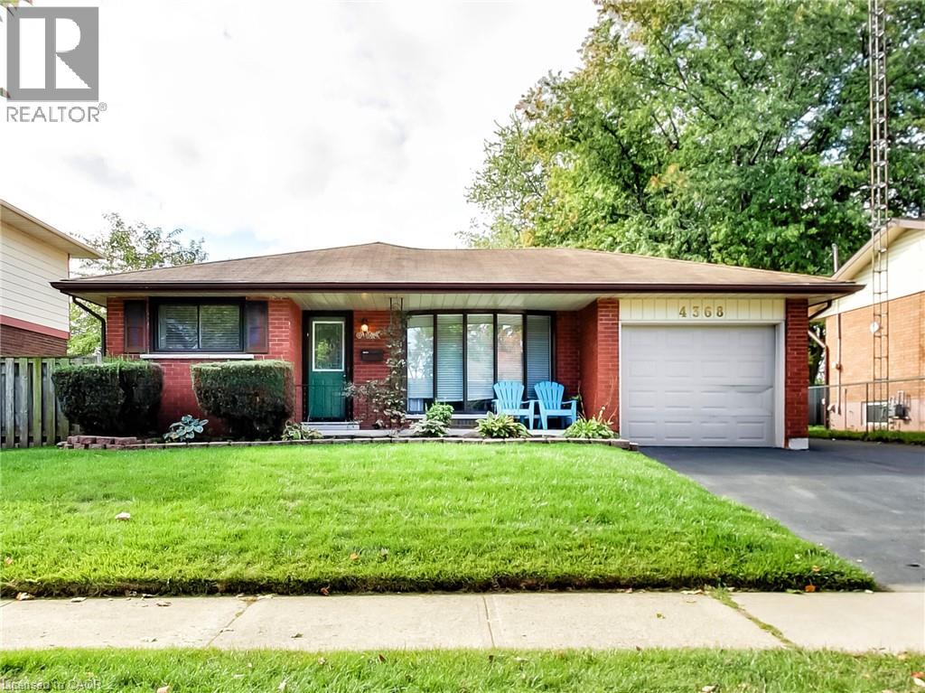 4368 Longmoor Drive, Burlington, Ontario  L7L 1X7 - Photo 1 - 40776317