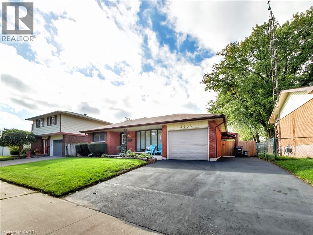 4368 Longmoor Drive, Burlington, Ontario  L7L 1X7 - Photo 2 - 40776317