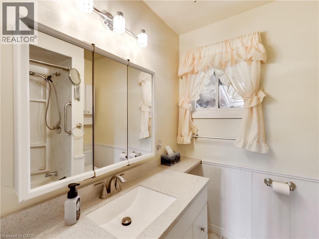 4368 Longmoor Drive, Burlington, Ontario  L7L 1X7 - Photo 20 - 40776317