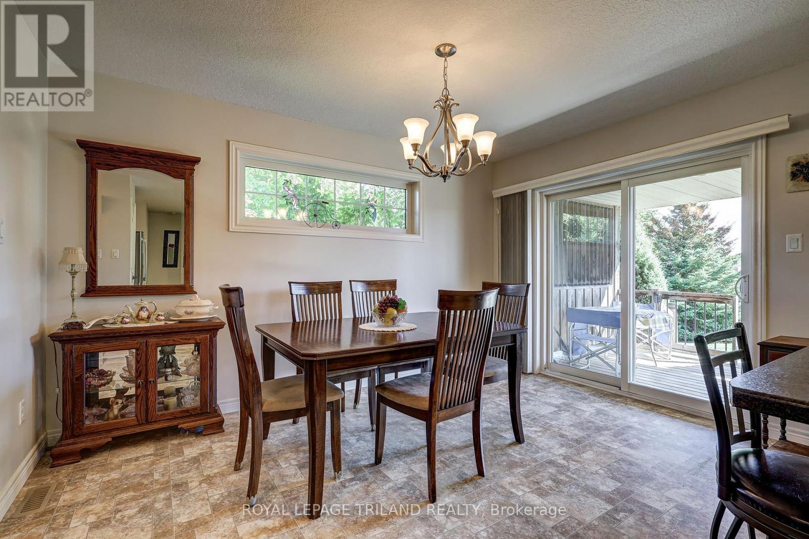 68 Shaw Valley Drive, St. Thomas, Ontario  N5R 6K1 - Photo 14 - X12444071