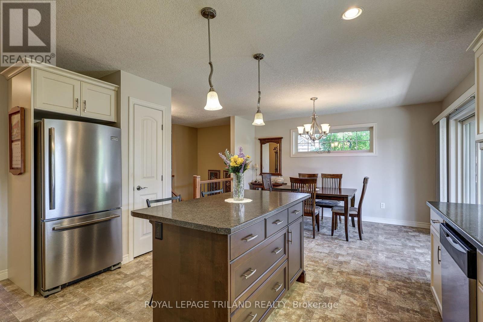 68 Shaw Valley Drive, St. Thomas, Ontario  N5R 6K1 - Photo 18 - X12444071