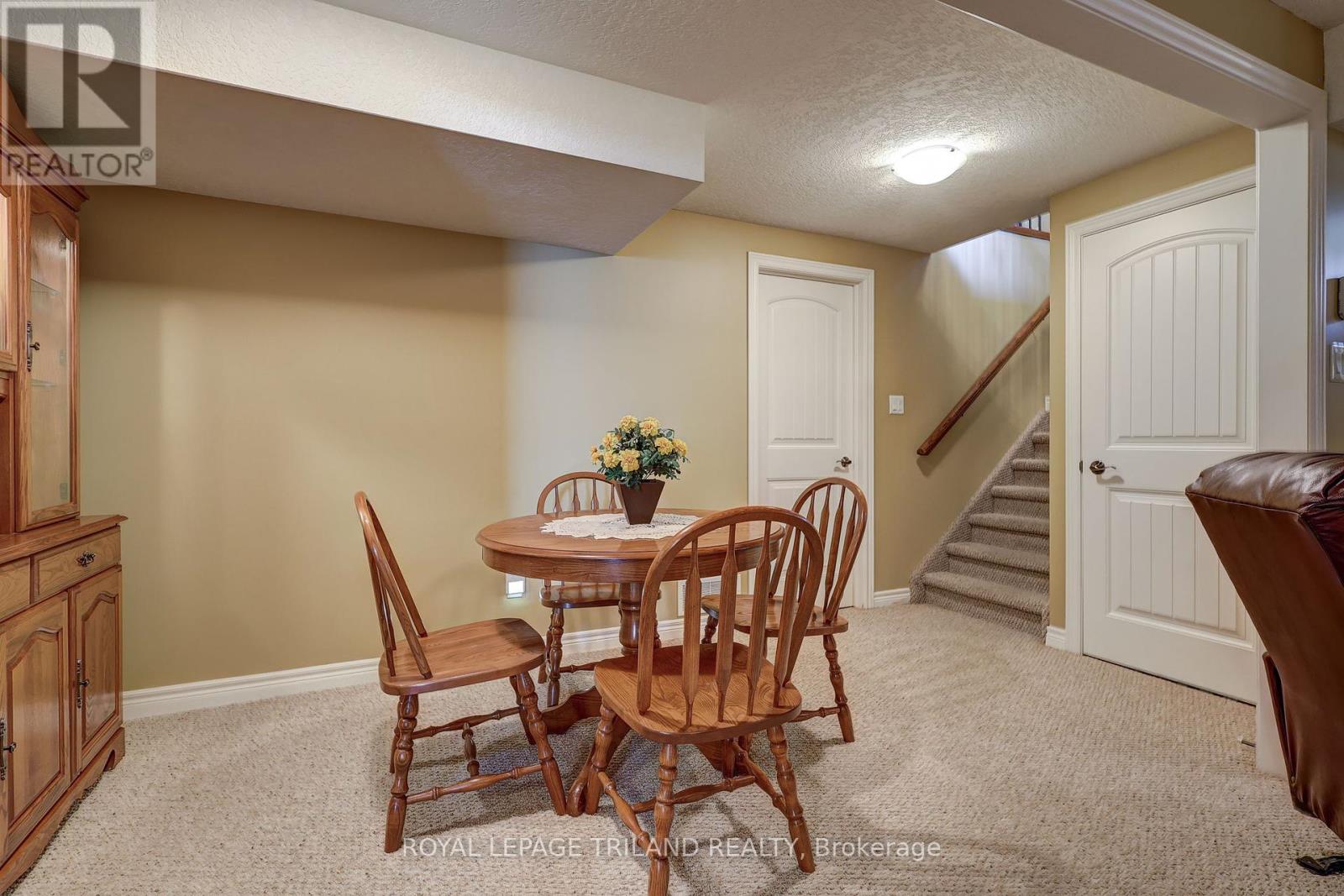 68 Shaw Valley Drive, St. Thomas, Ontario  N5R 6K1 - Photo 23 - X12444071