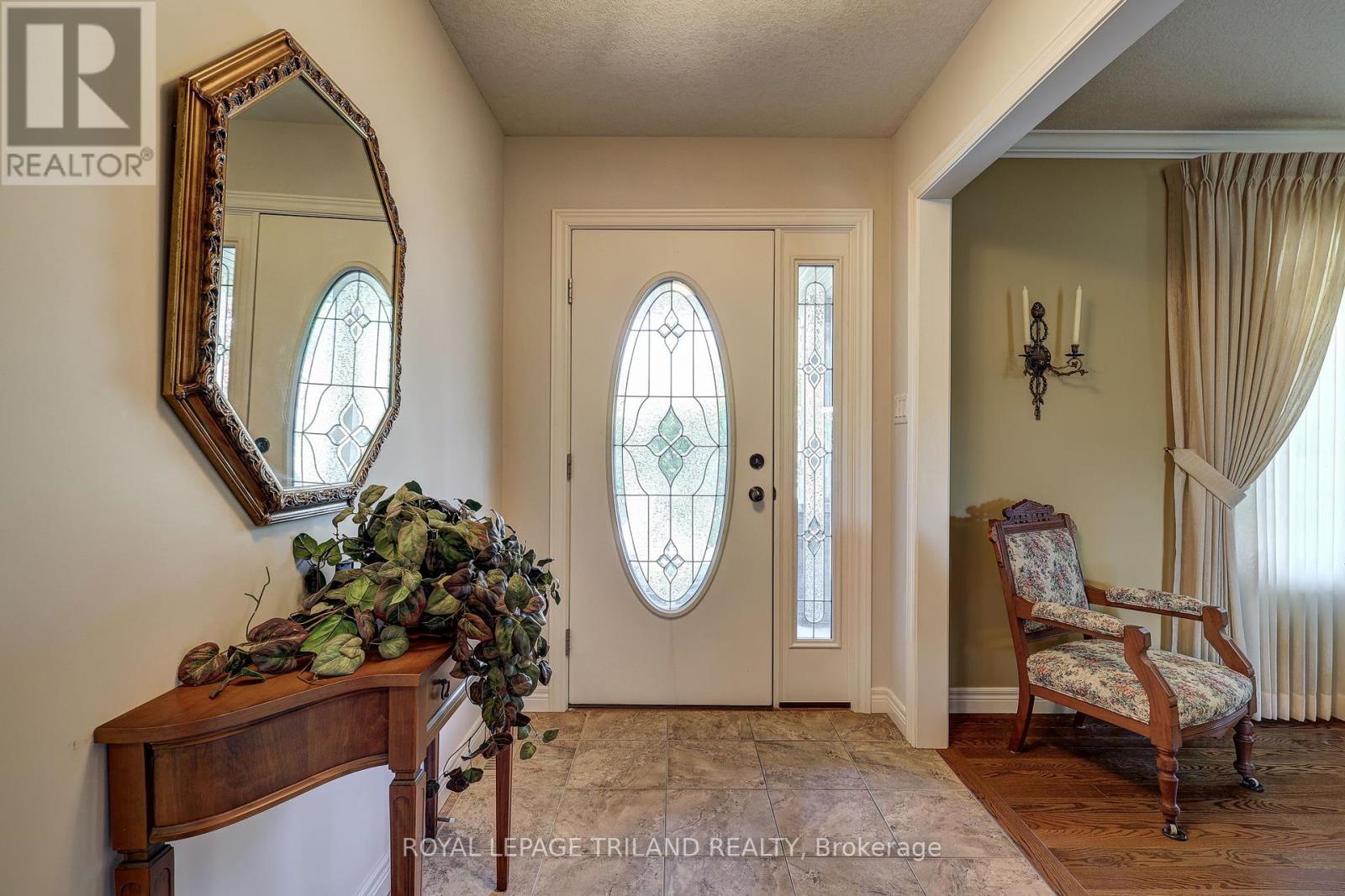 68 Shaw Valley Drive, St. Thomas, Ontario  N5R 6K1 - Photo 6 - X12444071