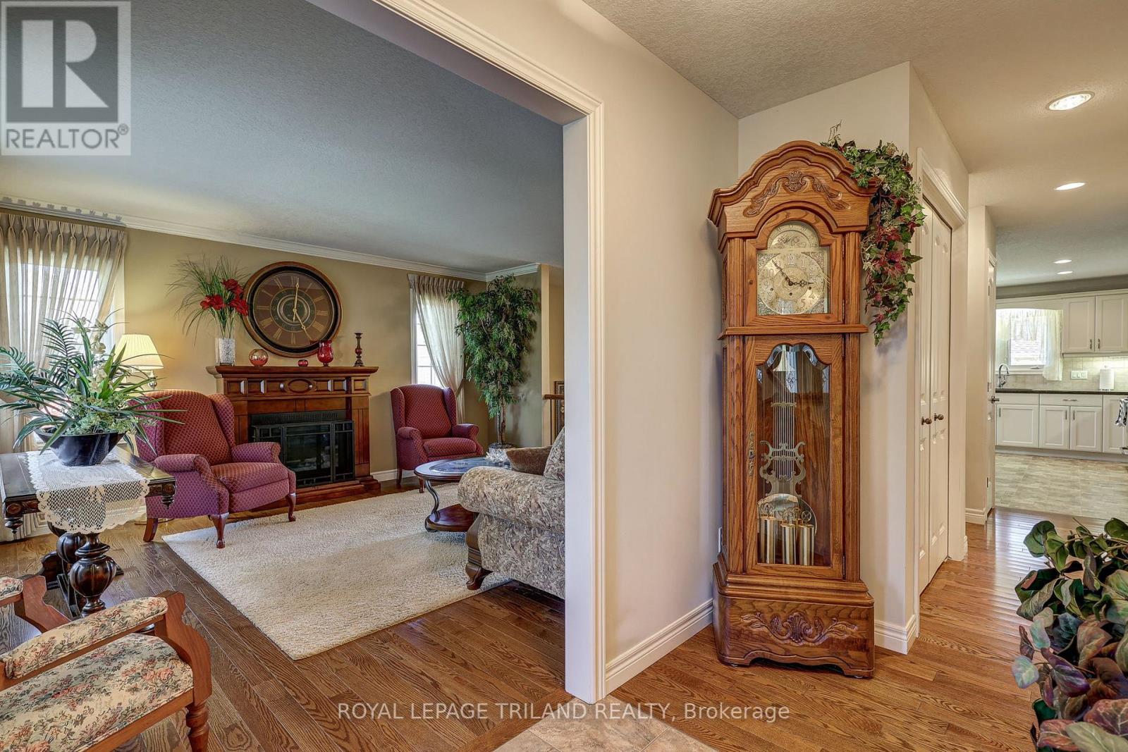 68 Shaw Valley Drive, St. Thomas, Ontario  N5R 6K1 - Photo 7 - X12444071