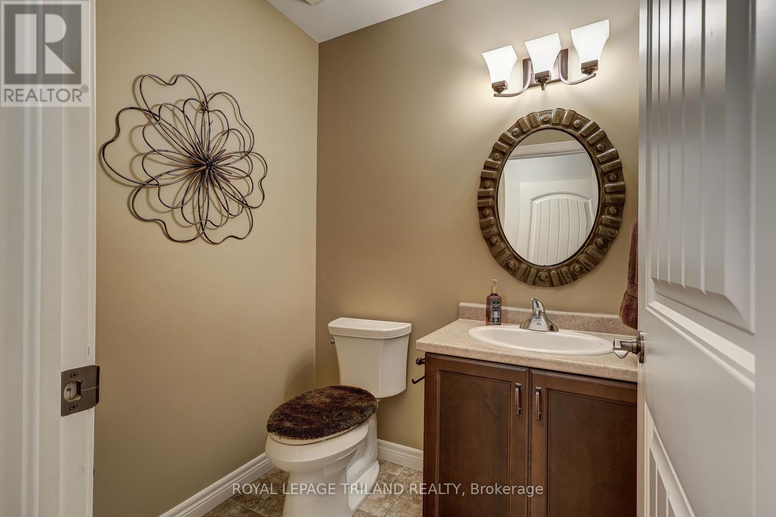 68 Shaw Valley Drive, St. Thomas, Ontario  N5R 6K1 - Photo 9 - X12444071
