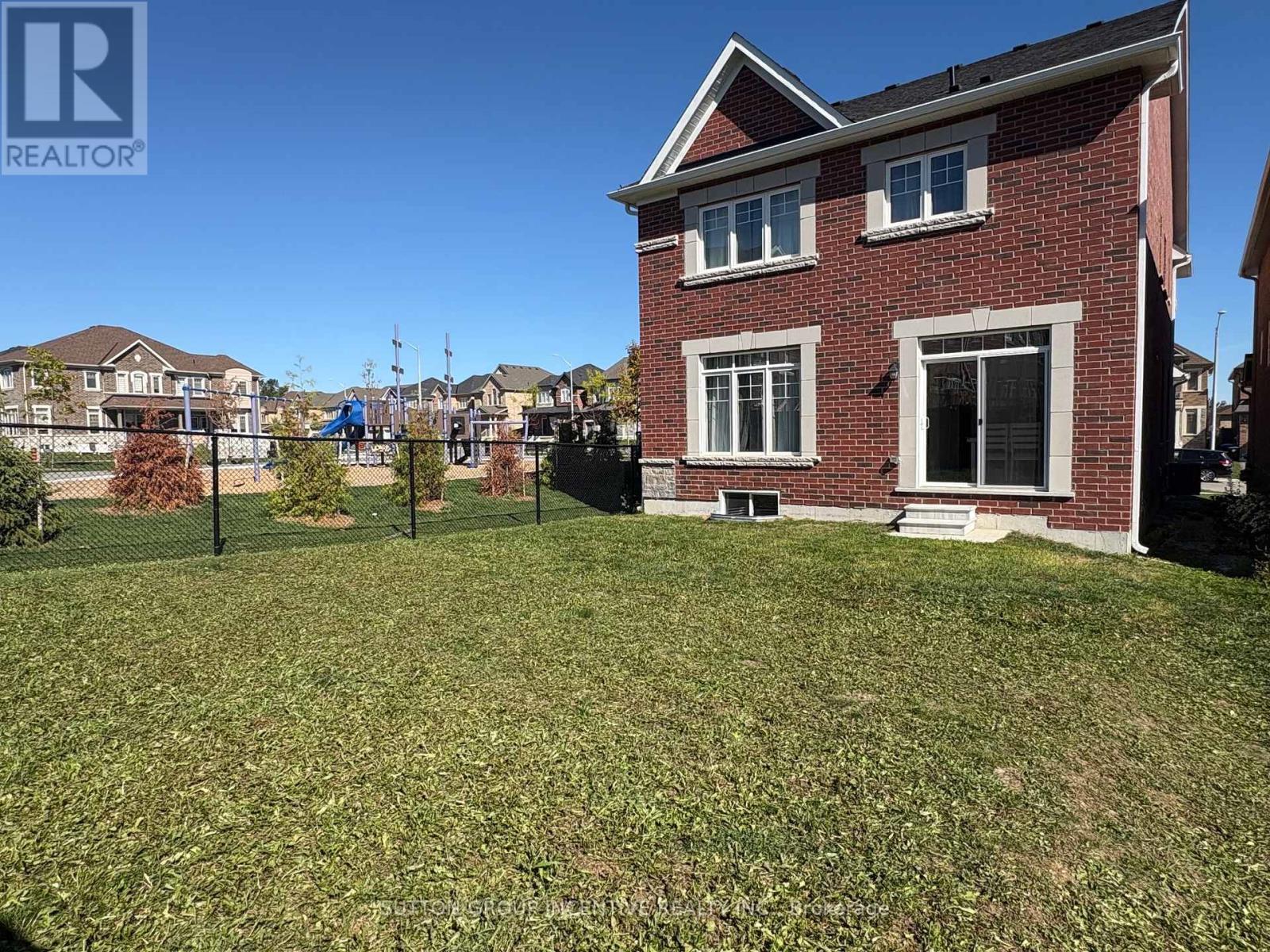 2186 Lozenby Street, Innisfil, Ontario  L9S 0M9 - Photo 25 - N12443926