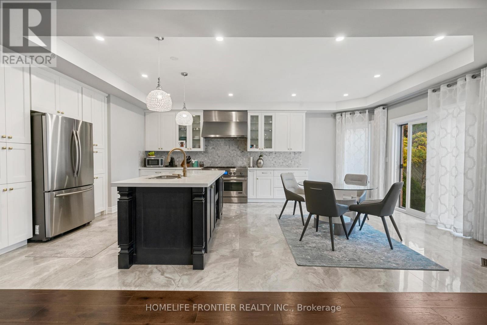 7 Edenbrook Crescent, Richmond Hill, Ontario  L4B 4B5 - Photo 11 - N12443940