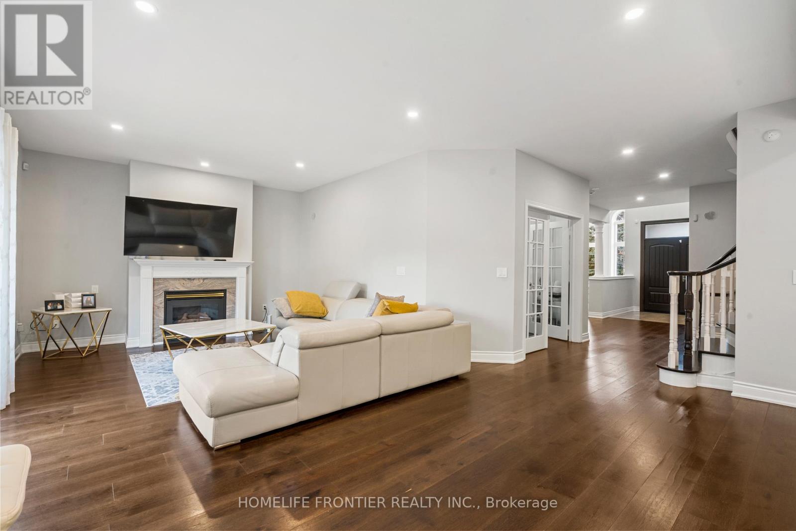 7 Edenbrook Crescent, Richmond Hill, Ontario  L4B 4B5 - Photo 14 - N12443940