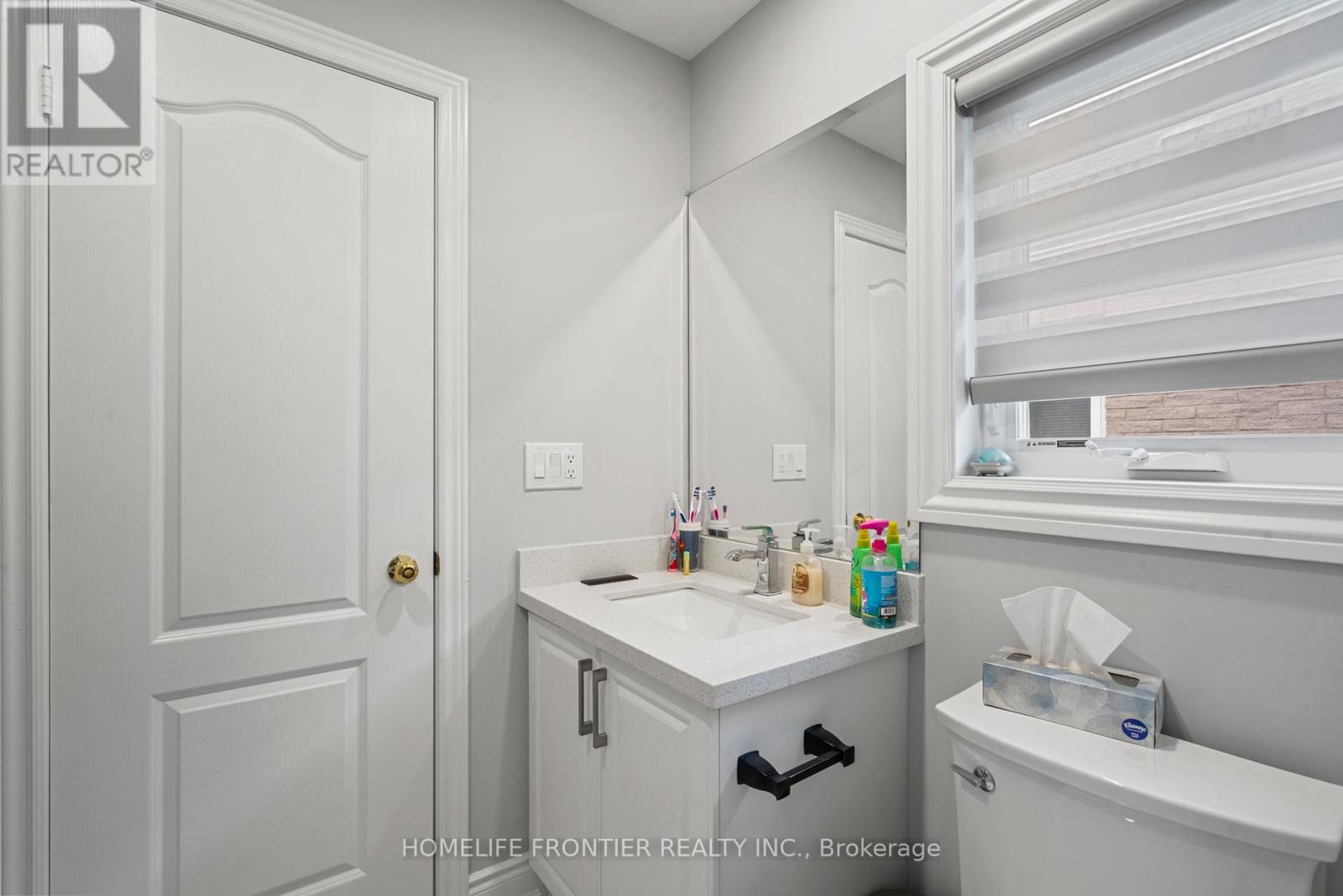 7 Edenbrook Crescent, Richmond Hill, Ontario  L4B 4B5 - Photo 18 - N12443940