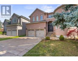 7 Edenbrook Crescent, Richmond Hill (Bayview Hill), Ca