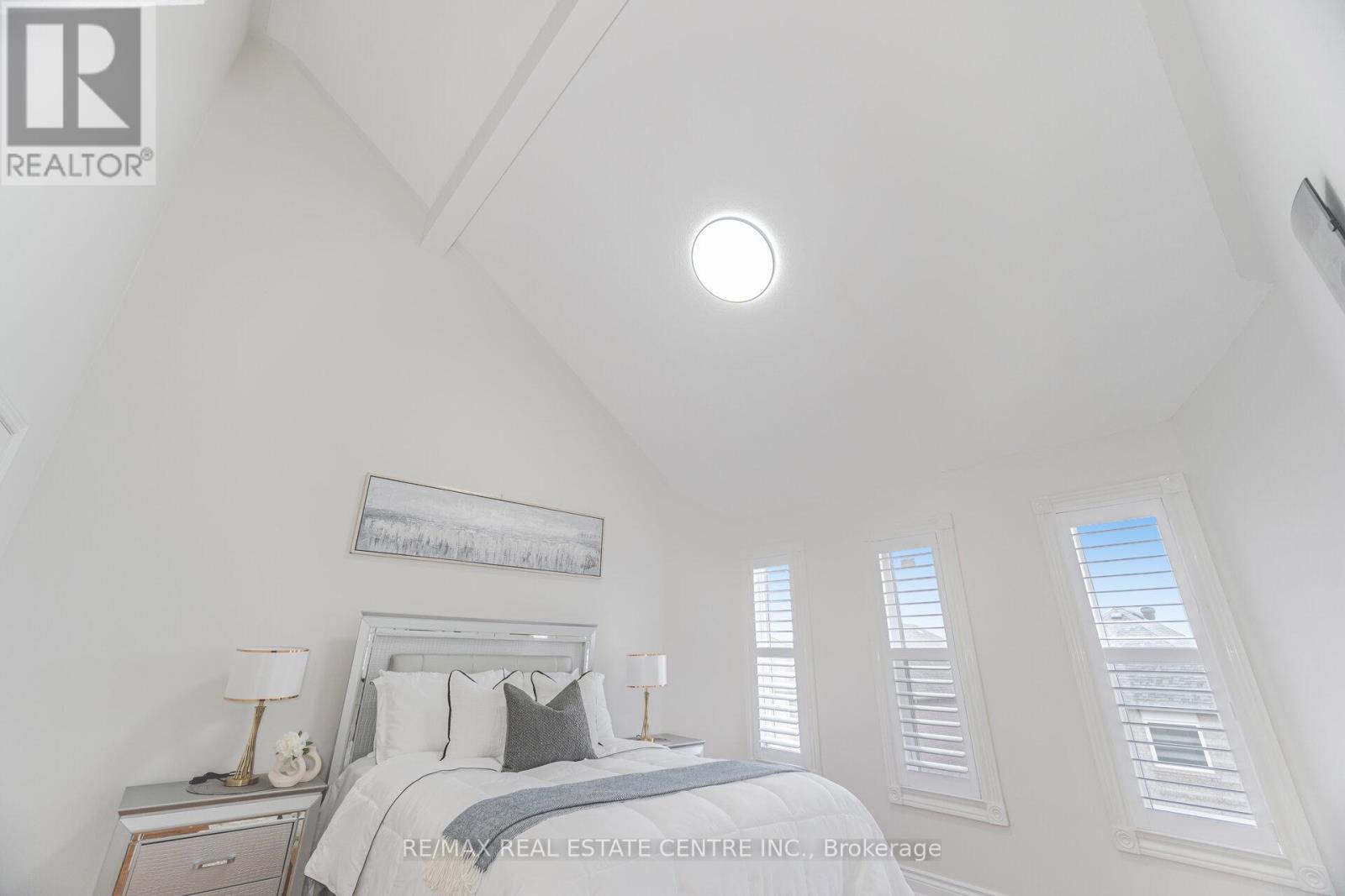 24 Futura Avenue, Richmond Hill, Ontario  L4S 1V2 - Photo 18 - N12443947