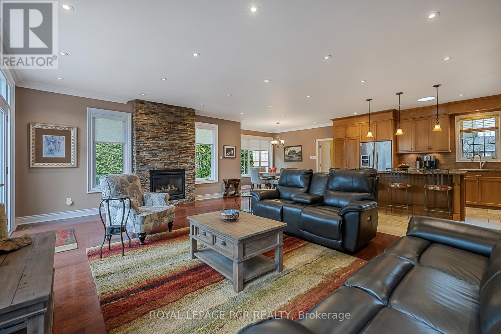 45 Mcmullen Drive, Whitchurch-Stouffville (Ballantrae), Ontario  L4A 3J2 - Photo 17 - N12443959