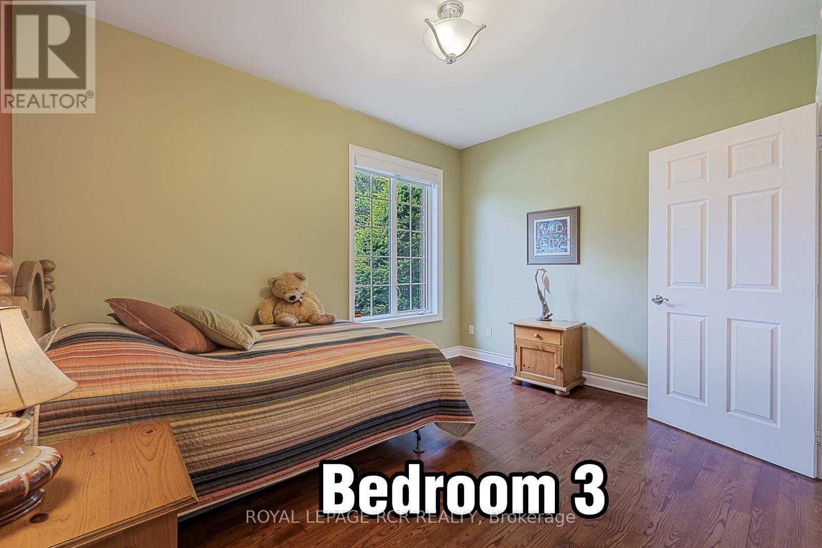 45 Mcmullen Drive, Whitchurch-Stouffville (Ballantrae), Ontario  L4A 3J2 - Photo 22 - N12443959