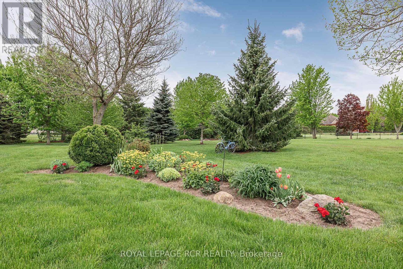 45 Mcmullen Drive, Whitchurch-Stouffville (Ballantrae), Ontario  L4A 3J2 - Photo 45 - N12443959