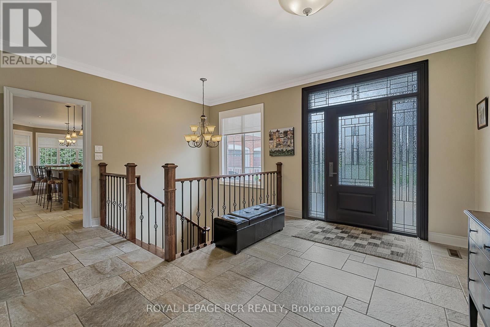 45 Mcmullen Drive, Whitchurch-Stouffville (Ballantrae), Ontario  L4A 3J2 - Photo 7 - N12443959