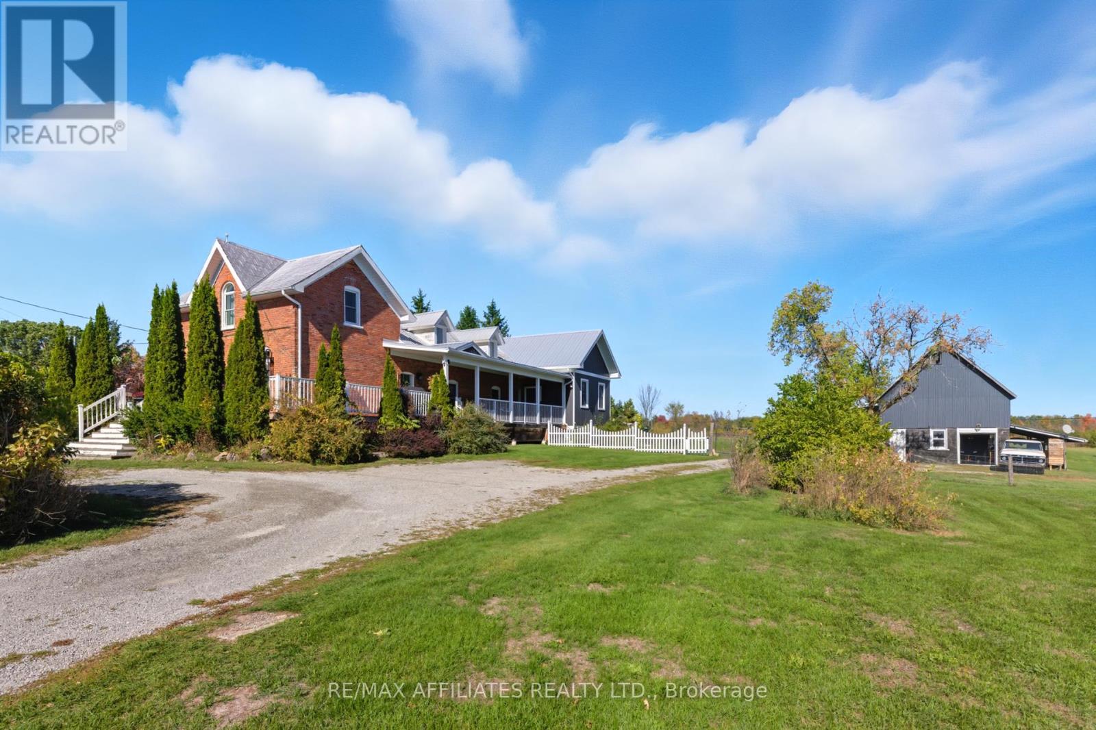 35 County Road #1 Road, Elizabethtown-Kitley, Ontario  K0E 1Y0 - Photo 1 - X12444024