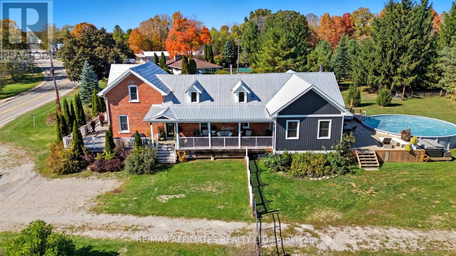 35 County Road #1 Road, Elizabethtown-Kitley, Ontario  K0E 1Y0 - Photo 3 - X12444024
