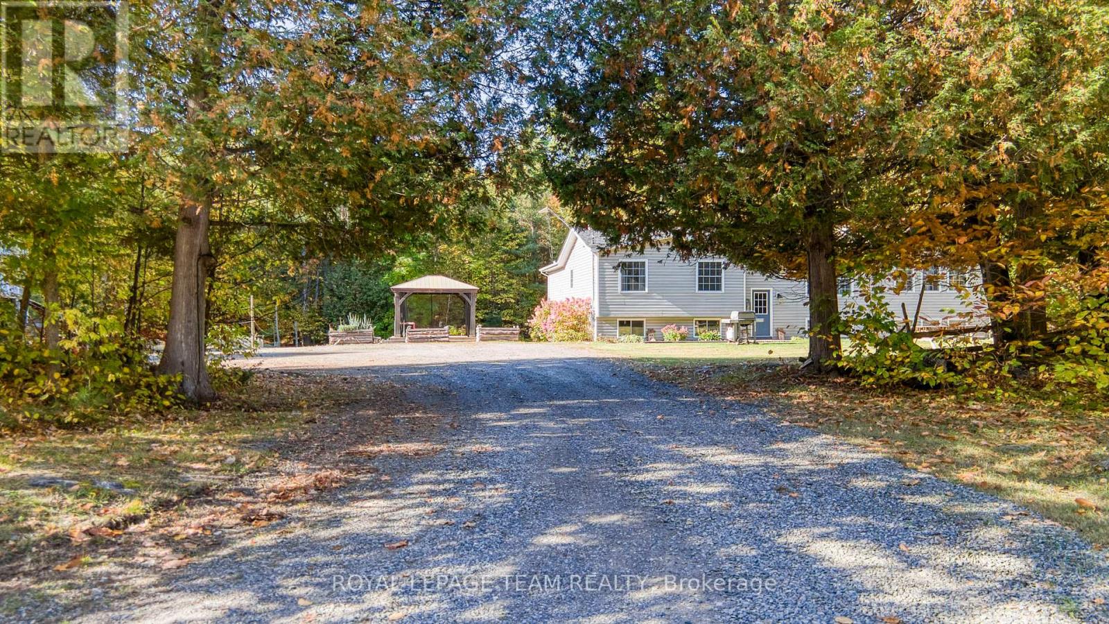 2819 Lanark 8c Concession, Lanark Highlands, Ontario  K0A 1P0 - Photo 3 - X12444025