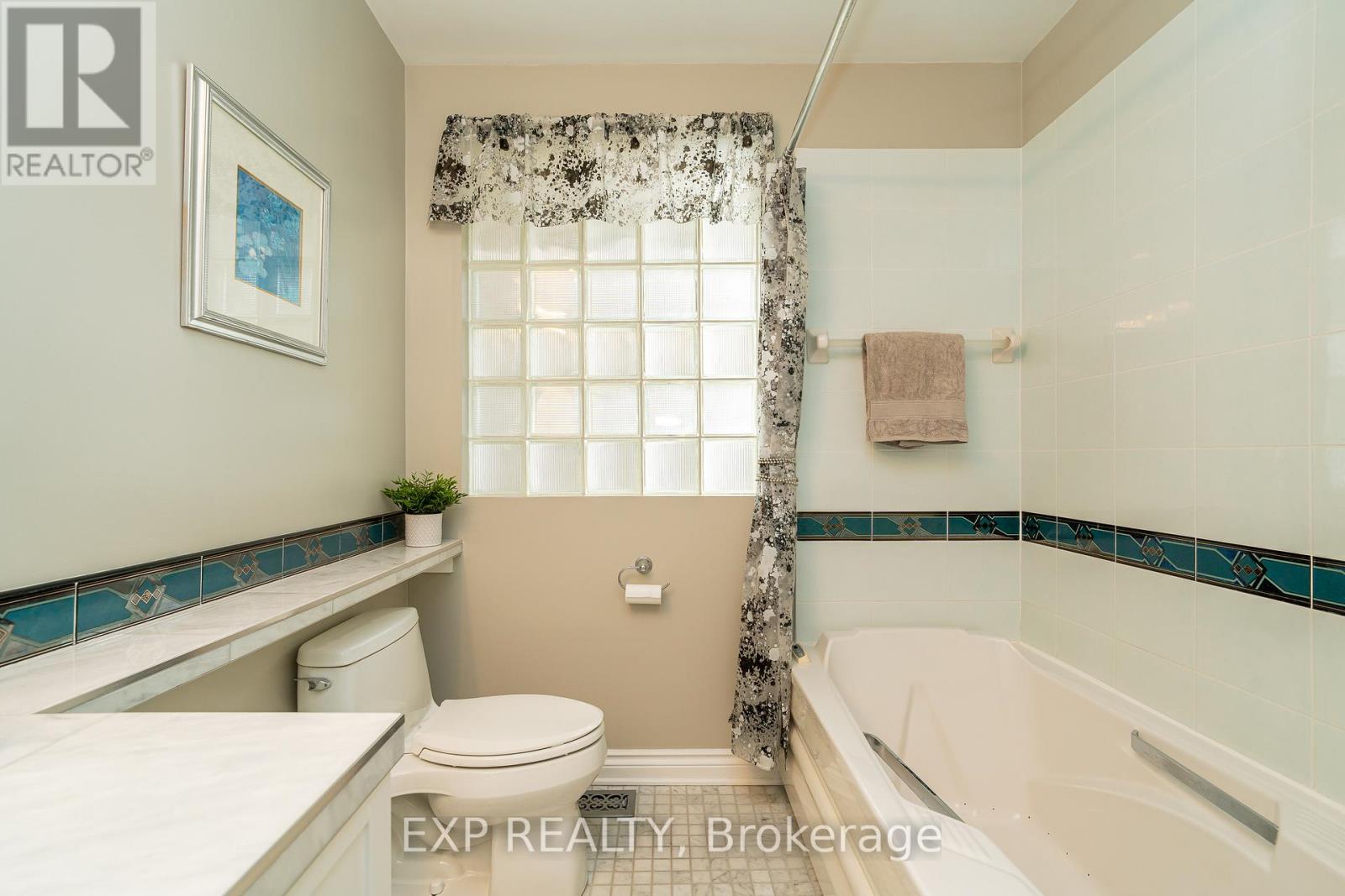 1828 Lorraine Avenue, Ottawa, Ontario  K1H 6Z8 - Photo 20 - X12444031