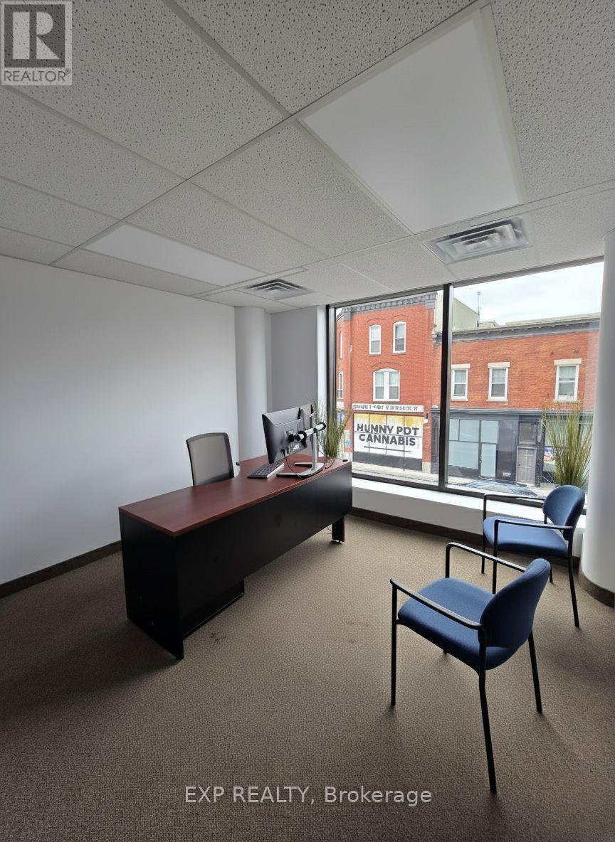 291 Dalhousie Street Ne, Ottawa, Ontario  K1N 7E5 - Photo 3 - X12444052