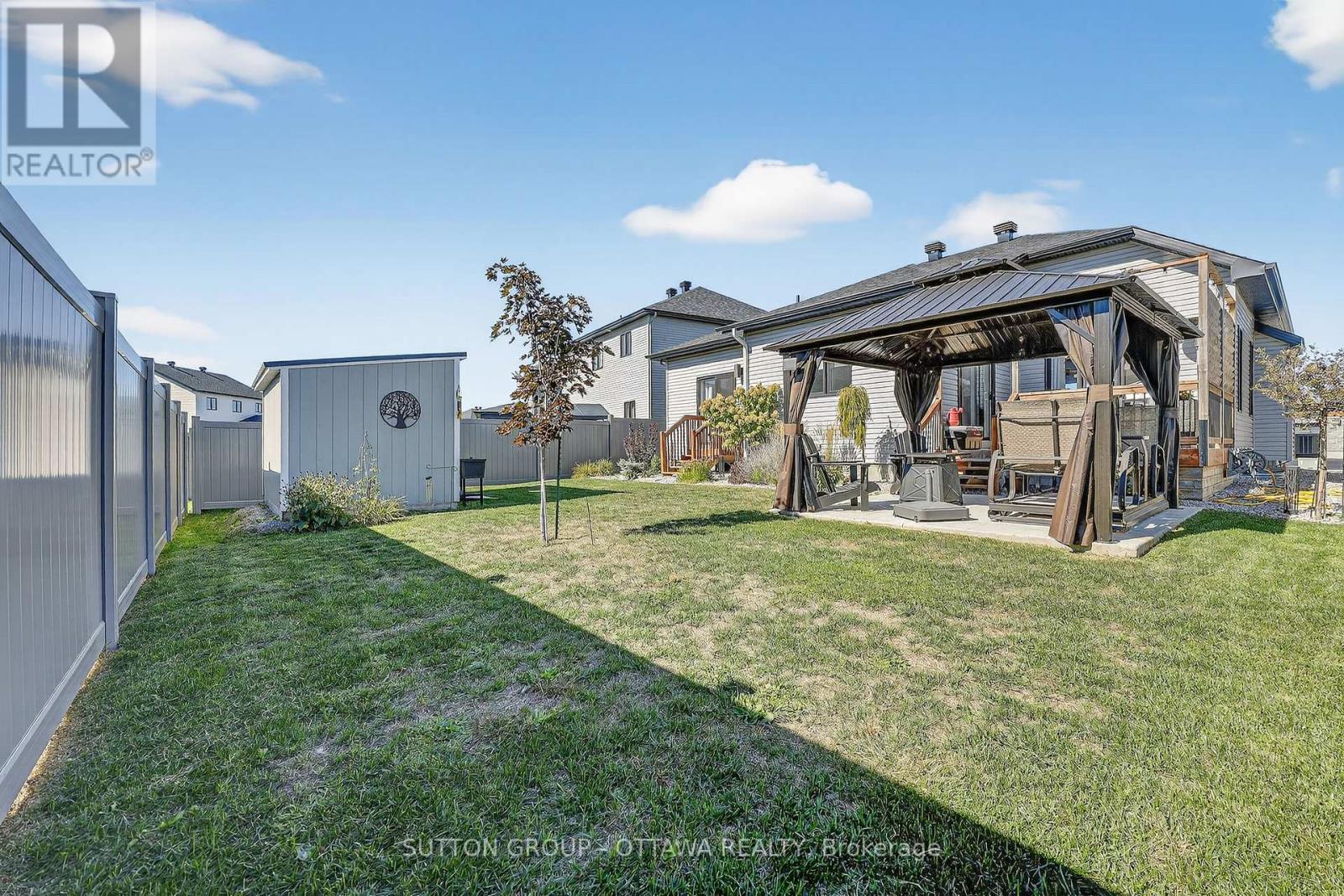 1148 Avignon Street, Russell, Ontario  K0A 1W0 - Photo 42 - X12444064