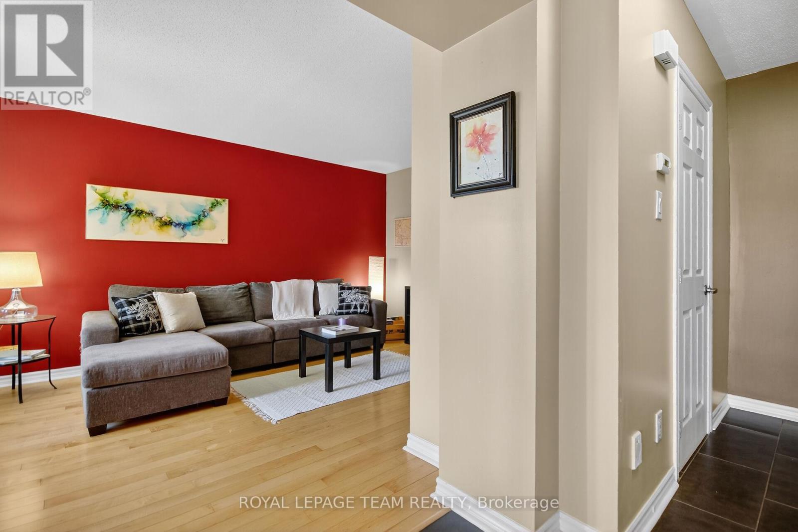 277 Aquilo Crescent, Ottawa, Ontario  K2S 0L9 - Photo 13 - X12444074