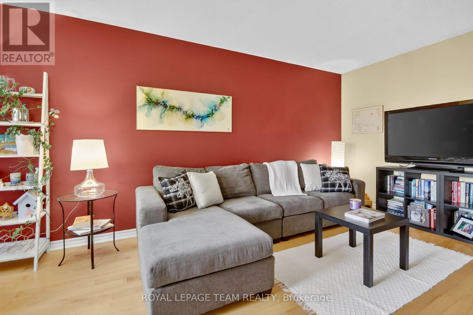 277 Aquilo Crescent, Ottawa, Ontario  K2S 0L9 - Photo 14 - X12444074