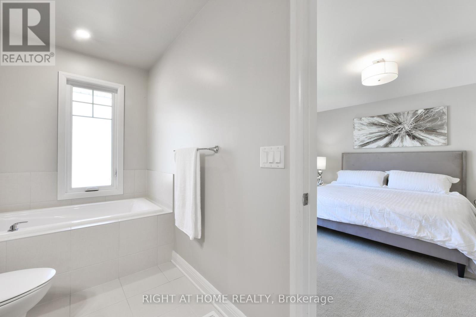 117 Escarpment Crescent, Ottawa, Ontario  K2T 0L8 - Photo 25 - X12444150