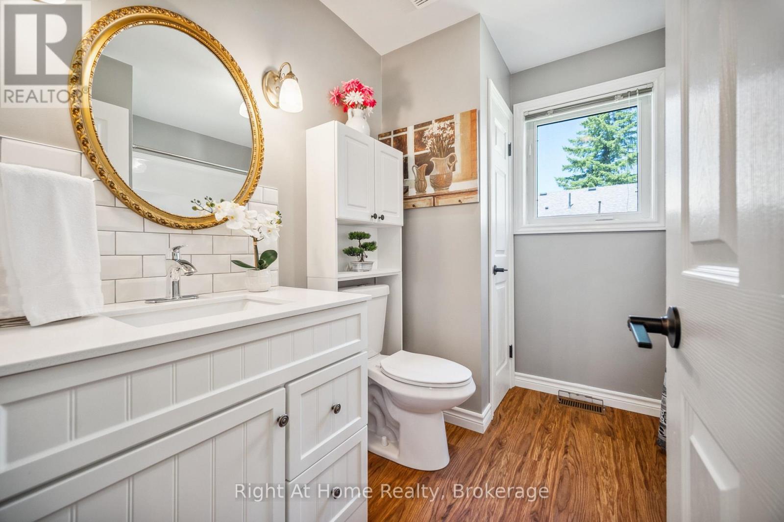 664 Maple Street, Huron East, Ontario  N0G 1H0 - Photo 18 - X12444159