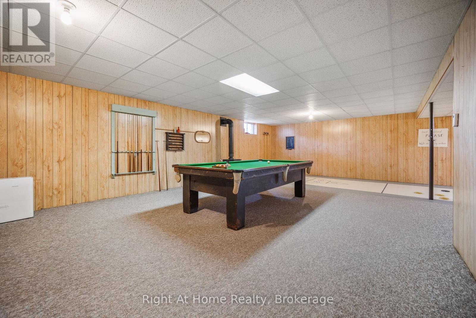 664 Maple Street, Huron East, Ontario  N0G 1H0 - Photo 35 - X12444159